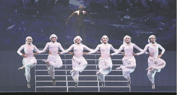 Lord of the Dance prance the night away with perfect LATM performance