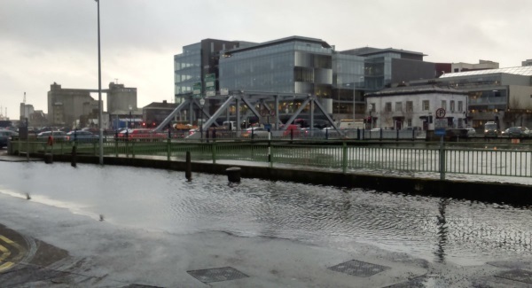 TWEETS: Rising tides lead to spot flooding in Cork