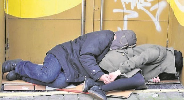 Calls for action to tackle homelessness as figures show 198,000 houses lie empty