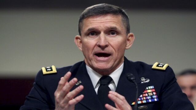 Michael Flynn 'told to quit as national security advisor after losing Donald Trump's trust'