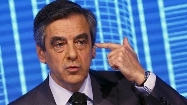 Elysee candidate Francois Fillon faces new probe over 'fake jobs'
