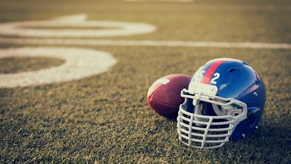 Hopkins stars as Houston Texans edge out Indianapolis Colts