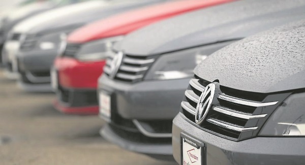 Volkswagen agrees billion dollar settlement linked to emissions scandal