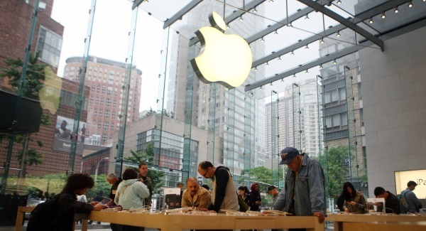 Tech firms drag stocks lower