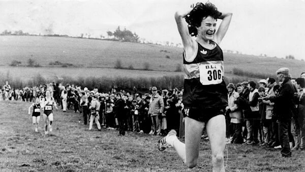 Sonia O'Sullivan, Ballymore/Cobh winning the Women's BLE National Inter-Club Cross Country Championships at Killenaule, Tipperary in 1987. Pic: Maurice O'Mahony. Sonia O'Sullivan, Ballymore/Cobh winning the Women's BLE National Inter-Club Cross Country Championships at Killenaule, Tipperary in 1987. Pic: Maurice O'Mahony.