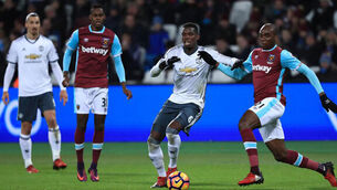 Manchester United see sixth straight victory with 2-0 win over West Ham