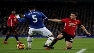 Everton catch Man United cold with late penalty