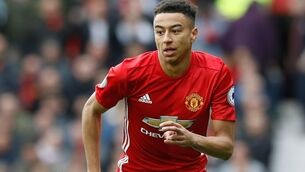 Jesse Lingard extends Man Utd stay