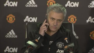 WATCH: Mourinho answers reporter’s phone when it rings during press conference
