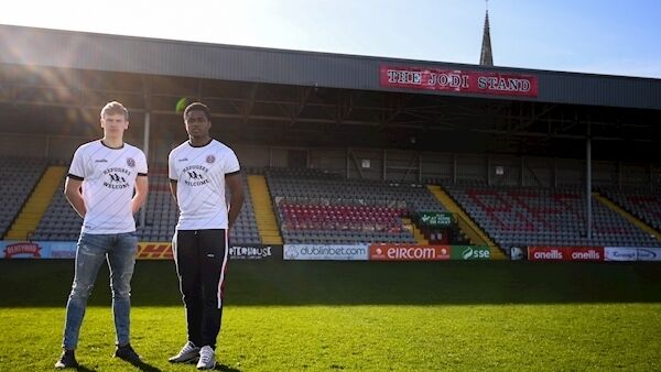 Kris Twardek, left, and Andre Wright during the launch of the Bohemians FC 2020 away jersey at Dalymount Park today. Pic: Sportsfile Kris Twardek, left, and Andre Wright during the launch of the Bohemians FC 2020 away jersey at Dalymount Park today. Pic: Sportsfile