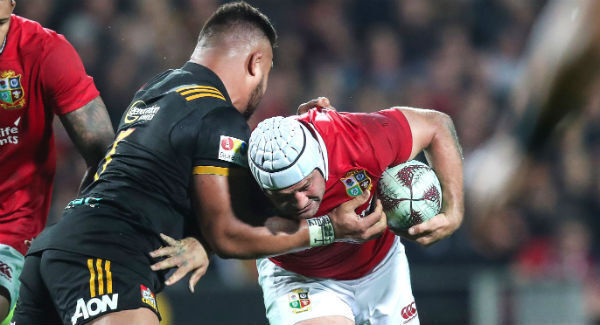 Rory Best with Nepo Laulala of the Chiefs. Pic: INPHO/Billy Stickland