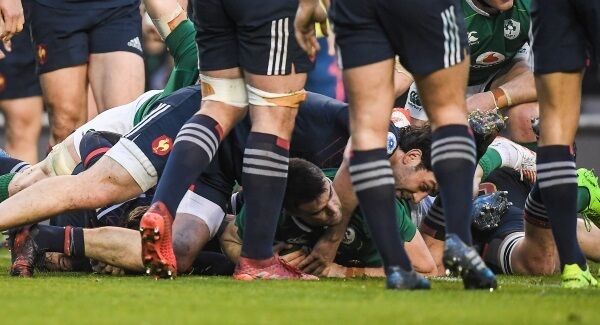Conor Murray of Ireland scores his side's first try during the RBS Six Nations Rugby Championship game between Ireland and France at the Aviva Stadium in Lansdowne Road, Dublin. Photo by Brendan Moran/Sportsfile