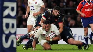 France make England fight hard for narrow victory