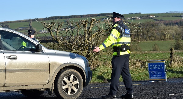 Man arrested after attempt to flee checkpoint injures garda in court ...