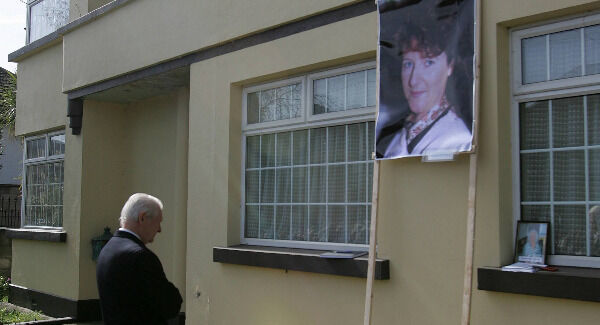 George Tuscan du Plantier the father of Sophie at the vigil held outside&nbsp;Irene&nbsp;White's&nbsp;house in&nbsp;Dundalk&nbsp;in 2007. Picture: Tom Conachy