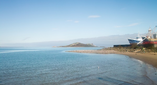 Swimming ban lifted for Claremont Beach in Howth