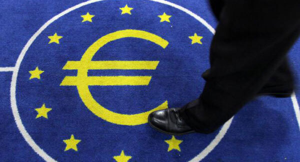 Eurozone leaders hail Greece&rsquo;s emergence from financial crisis