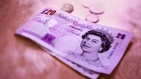 Brexit talks fears weigh on sterling
