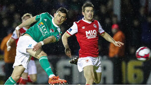 Sadlier seals the deal for 10-man City