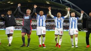 10-man Huddersfield hang on for another Premier League win