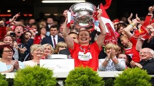 Rena Buckley lifts the O'Duffy cup 10/9/2017