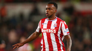Stoke players mock Berahino for showing up for Man United match 24 hours early