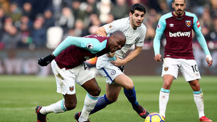 Premier League Wrap: Moyes off the mark with the Hammers as Arnautovic strike sinks Chelsea