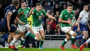 Captain Sexton's try the difference as unconvincing Ireland hang on against Scotland