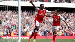 Brace from Danny Welbeck eases growing pressure for Wenger and Arsenal   