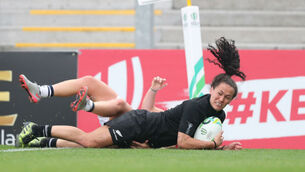 Unstoppable Portia Woodman leads Black Ferns to World Cup final