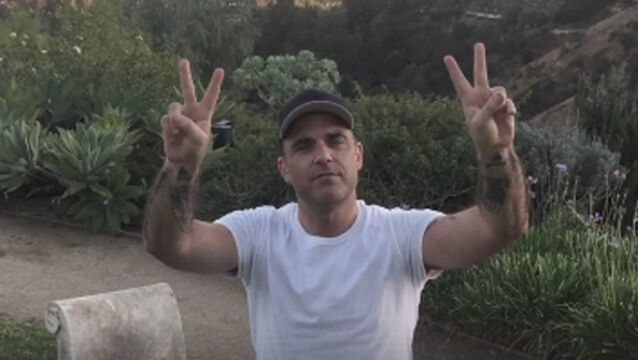 Robbie Williams cancels tour due to 'very worrying' test results
