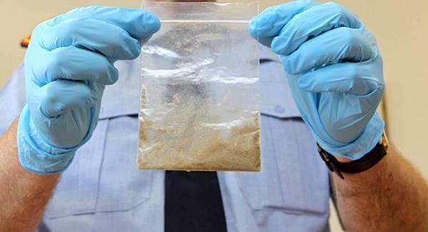 Gardaí arrest three in Navan drugs raid