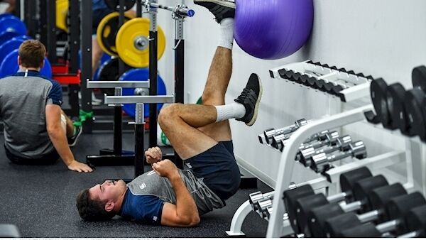 Jacob Stockdale during an Ireland Rugby gym session at the Ichihara Suporeku Park in Ichihara, Japan. Photo by Brendan Moran/Sportsfile.