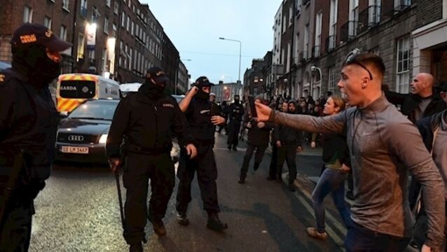 Garda Commissioner Drew Harris orders probe into online threats to garda