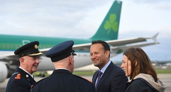 An Taoiseach Leo Varadkar speaks to crew members at Dublin Airport prior to the departure of Pope Francis back to the Vatican putting an end to his visit to Ireland. Photo: Joe Giddens/PA Wire