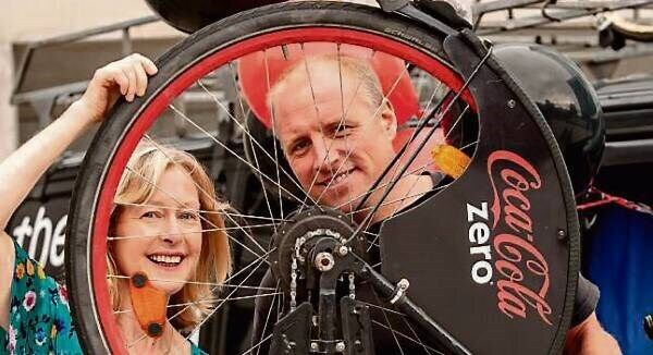 Cork City Council cycling officer Anita Lenihan, and Cillian Read from The Bike Shed, celebrate the millionth journey on the city’s Coca Cola Zero public bike scheme. This cyclist who made the millionth journey and three other subscribers will be presented with a bike each to celebrate this milestone. Picture: Brian Lougheed