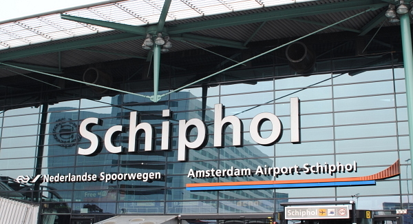 Power outage sparks delays at Amsterdam's Schiphol airport