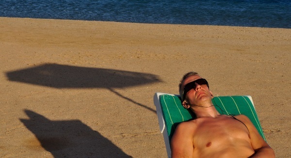 Costa Del Sol brings in fines for shirtless men