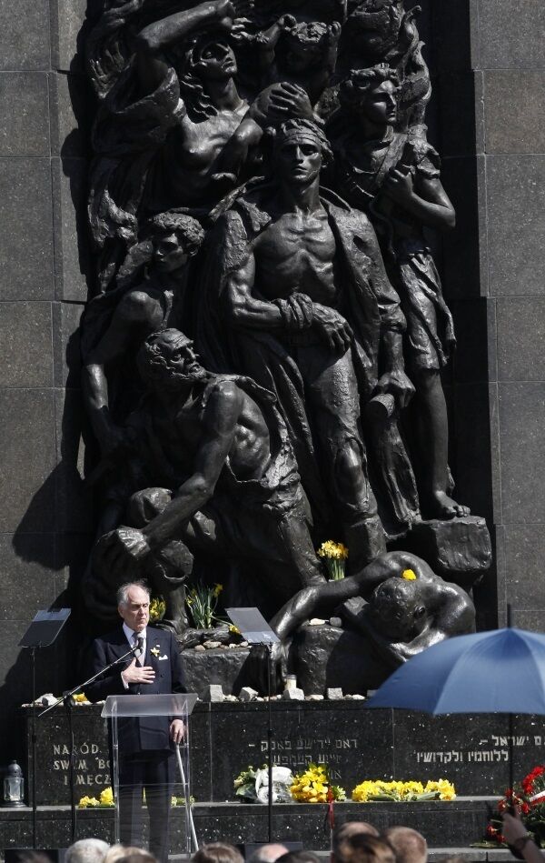 Ronald Lauder, President of the World Jewish Congress delivers a speech during the state ceremonies.