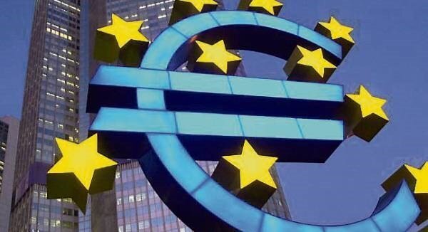 Eurozone growth steady but political risks still remain