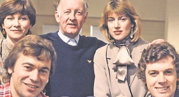 Debbie Rix, Francis Wilson, Frank Bough, Selina Scott, and David Icke at the launch of ‘Breakfast Time’ on BBC1 in 1983.