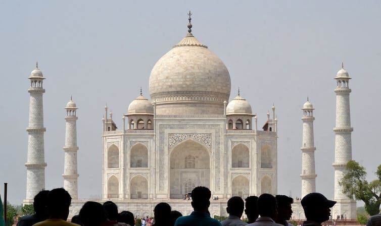 The pure white marble now entertains shades of brown, yellow and green.  EPA-EFE/EPA