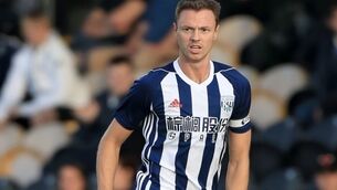 Jonny Evans signs three-year deal with Leicester