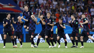 Croatia into World Cup semi-finals after winning penalty shootout against Russia