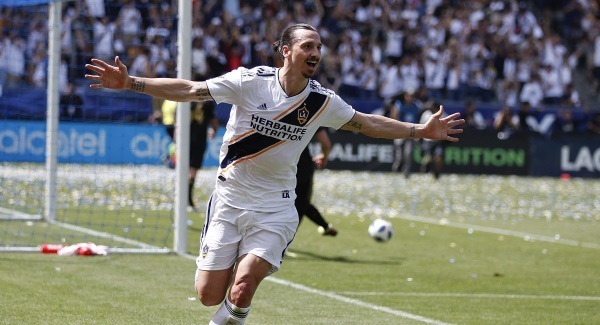 Galaxy hit back to claim derby draw