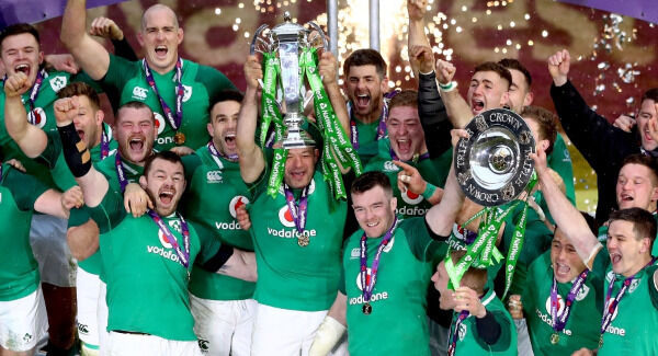 The Ireland team celebrate winning the grand slam. Pic: INPHO/James Crombie