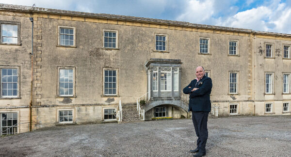 Hugh Wallace, presenter of RTÉ One’s ‘The Great House Revival’, outside Ballinafad House in Co Mayo, which featured in the first episode. Hugh Wallace, presenter of RTÉ One’s ‘The Great House Revival’, outside Ballinafad House in Co Mayo, which featured in the first episode.