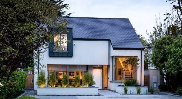 Architect and passive designer, Wain Morehead, won a gold award from the The Irish Green Building Council for this passive, nZeb house. Architect and passive designer, Wain Morehead, won a gold award from the The Irish Green Building Council for this passive, nZeb house.
