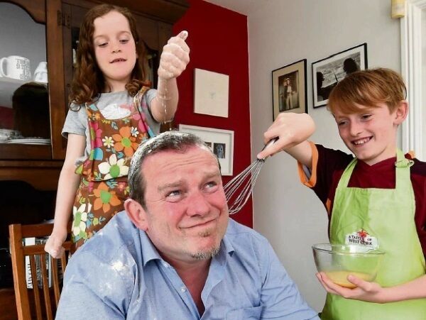 Joe McNamee cooking with his children Isabel and Hector for Father’s Day at their home in Blackrock, Cork. Picture: Dan Linehan Joe McNamee cooking with his children Isabel and Hector for Father’s Day at their home in Blackrock, Cork. Picture: Dan Linehan