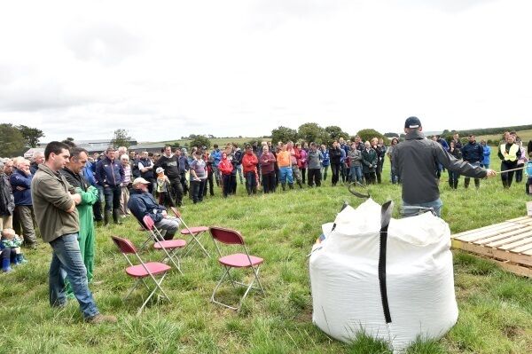 Coping with drought conditions was on the agenda at Tuesday’s Bandon Co-Op/Carbery/Teagasc milk quality winner farm walk on the farm of overall quality winners Pat, Theresa and James O’Neill, Clohane, Bandon, Co Cork. Picture: Dan Linehan Coping with drought conditions was on the agenda at Tuesday’s Bandon Co-Op/Carbery/Teagasc milk quality winner farm walk on the farm of overall quality winners Pat, Theresa and James O’Neill, Clohane, Bandon, Co Cork. Picture: Dan Linehan